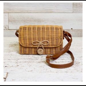 Cross Body Straw Bag